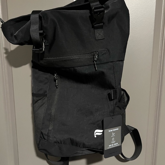 Fabletics The One Backpack - Picture 3 of 3